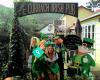 Currach Irish Pub &  The Innkeeper's Lodge